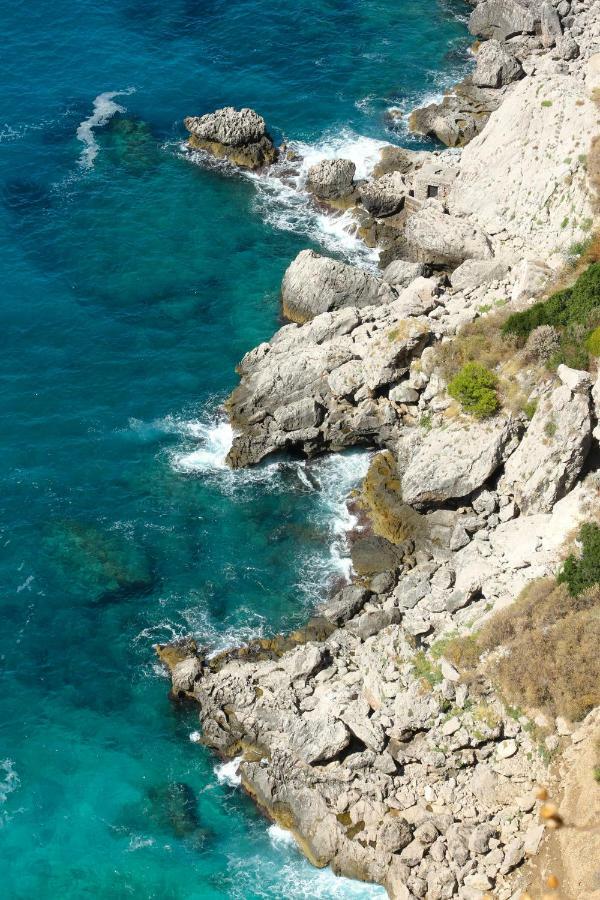 Apartamento Tra Montagne E Mare Ispani Exterior foto